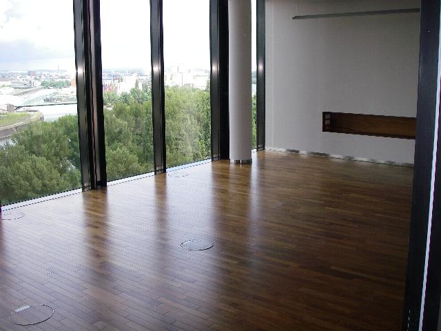 Einpflegen von Parkett